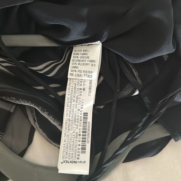 Mac Azria Women’s Cover-Up Size M/L - Picture 7 of 7